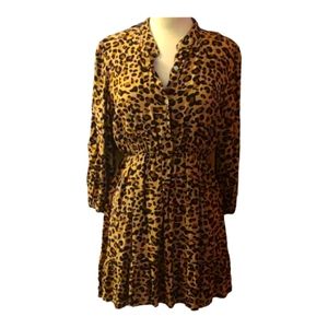 Leopard print a line dress with 3/4 sleeves and button up front